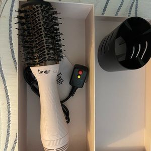 L’ange Le Volume Brush